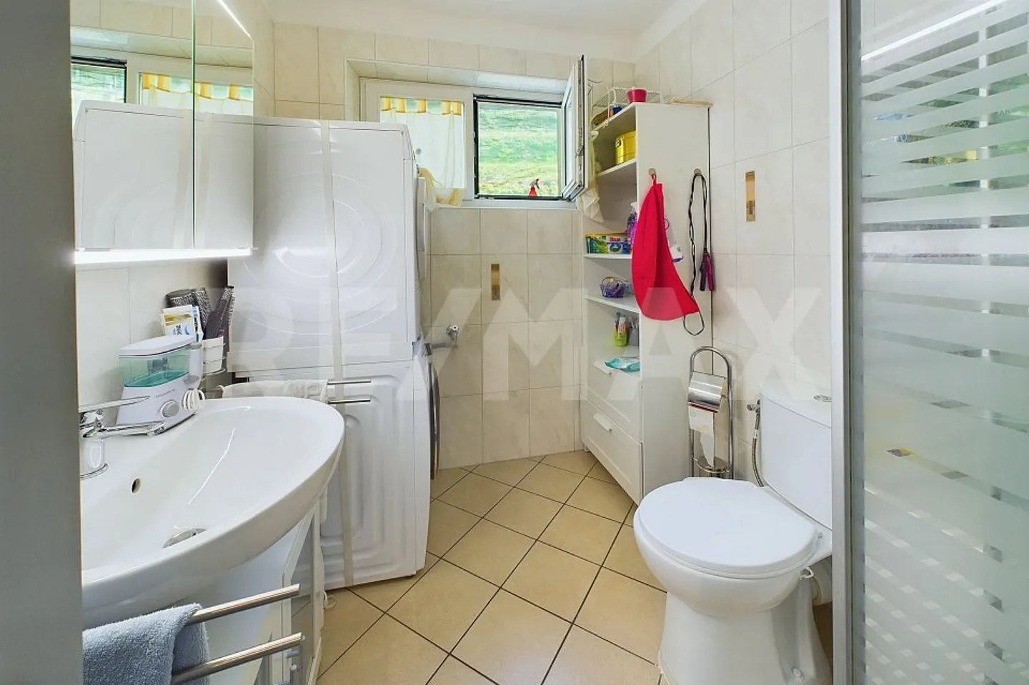 Maisons avec deux appartements et vue panoramique immergées dans la verdure - Photo 9 sur 13