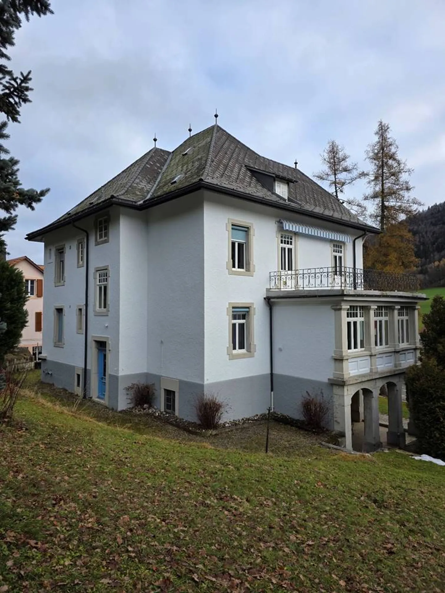 Maison de maître élégante à Sonvilier - Photo 5 sur 30