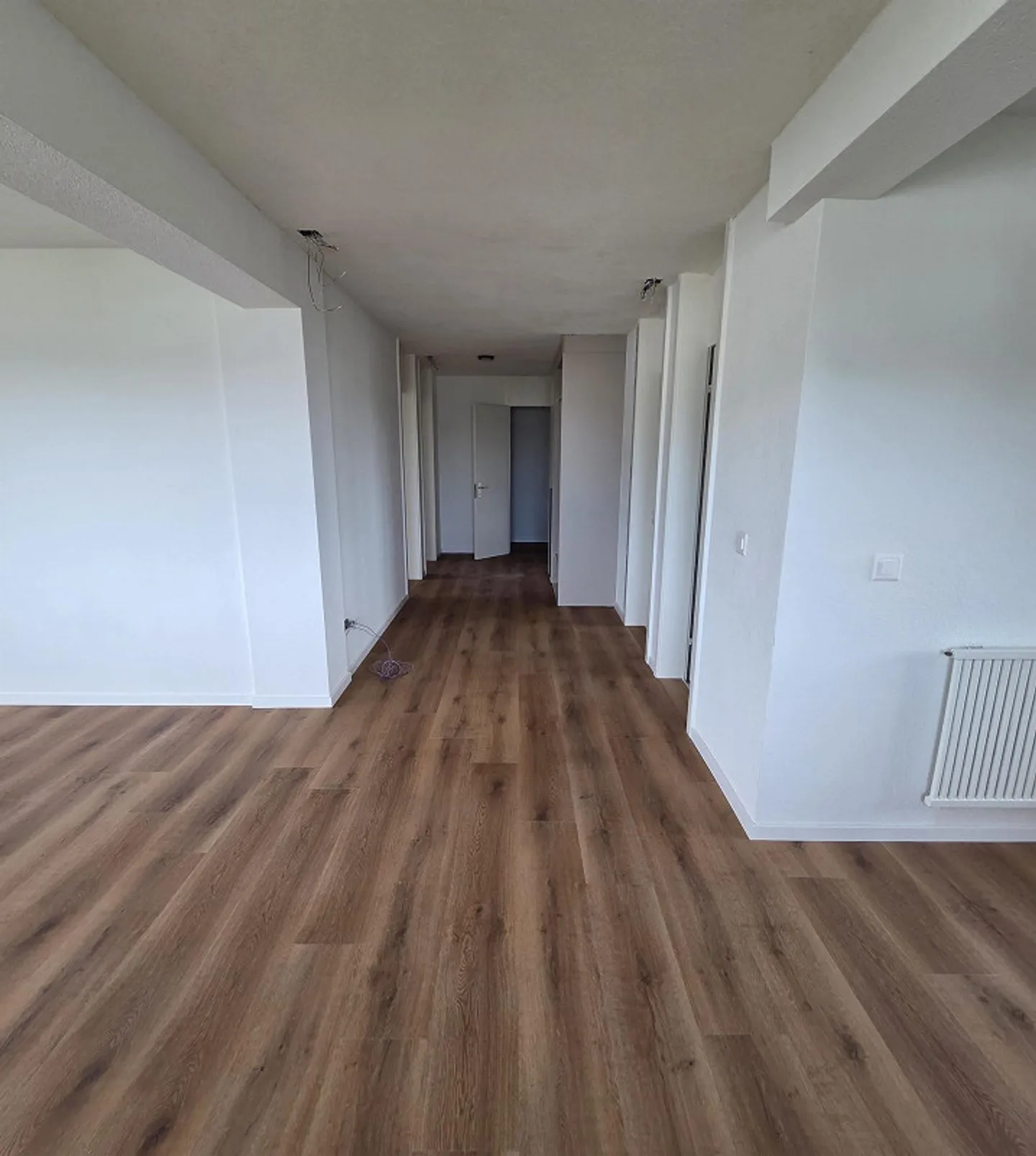 Completely renovated 4½-room apartment in Hünenberg - Photo 3 of 9