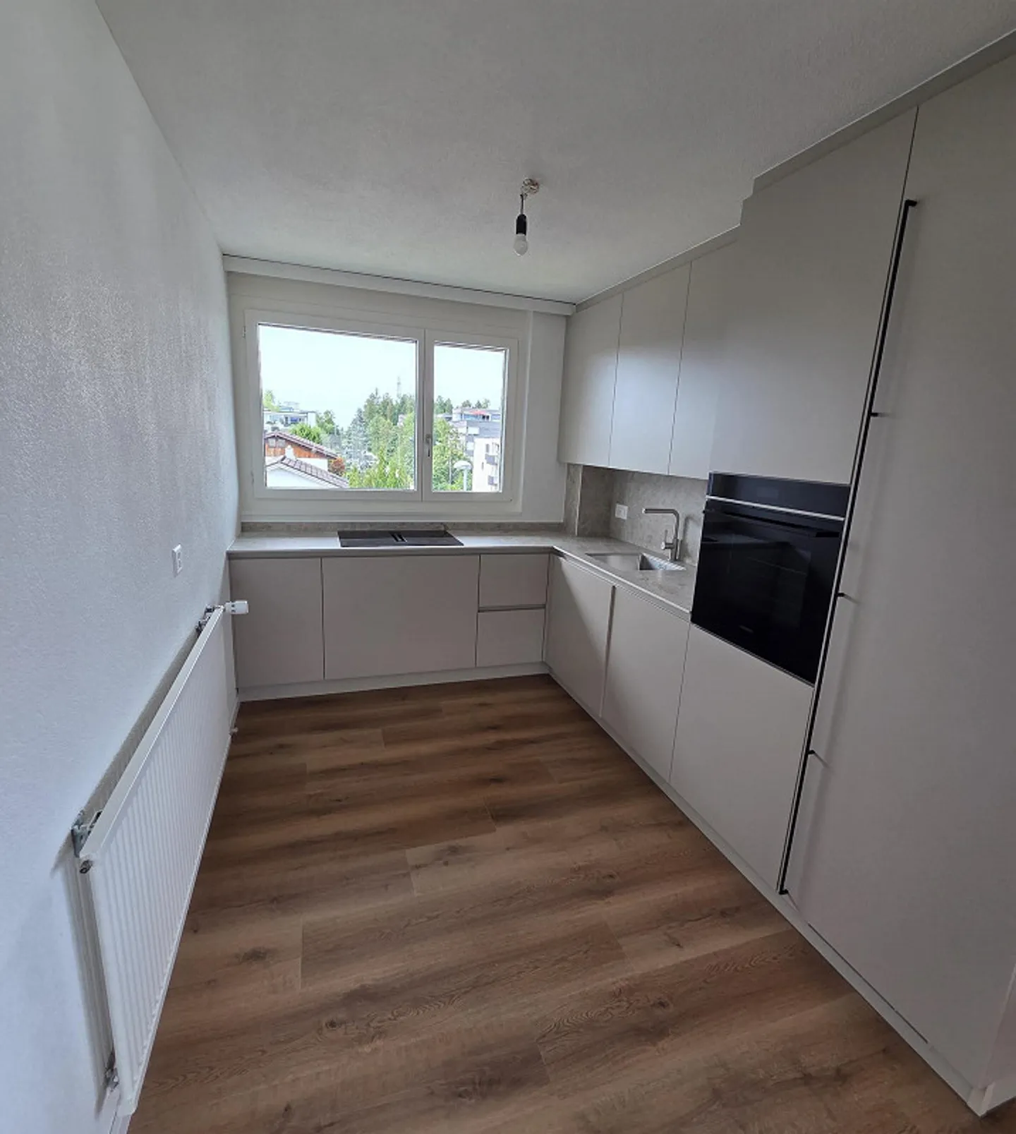 Completely renovated 4½-room apartment in Hünenberg - Photo 4 of 9