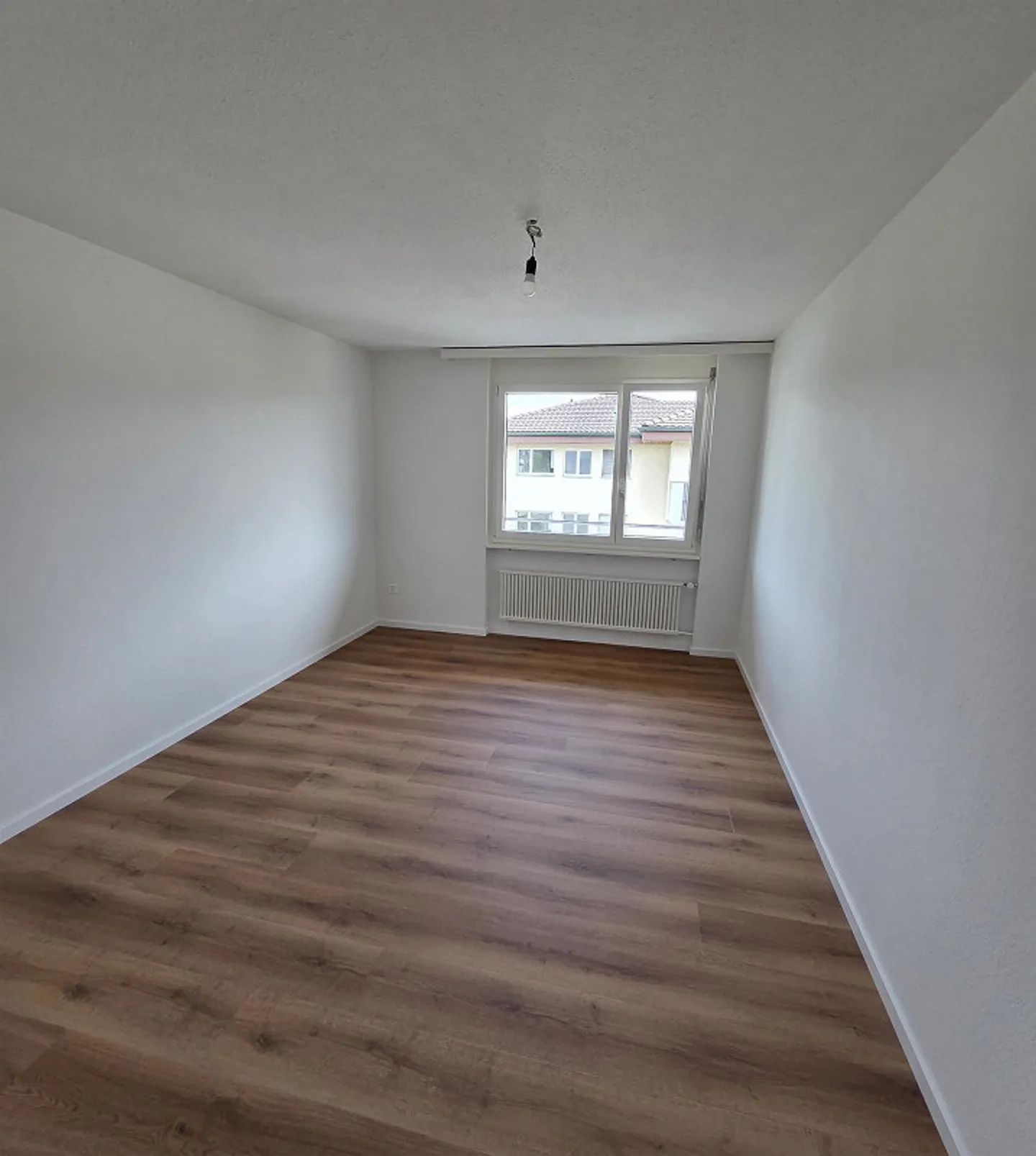 Completely renovated 4½-room apartment in Hünenberg - Photo 7 of 9