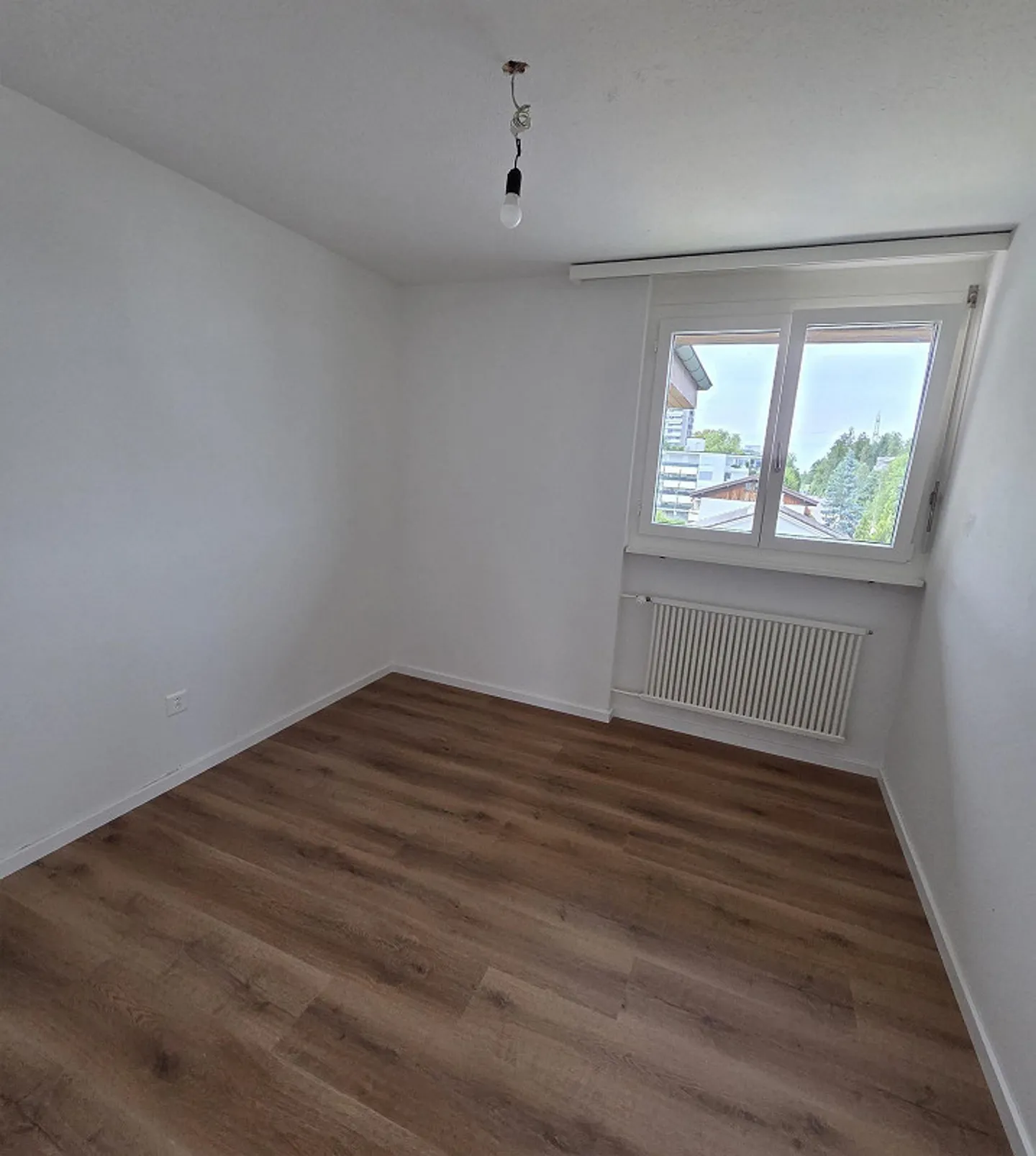 Completely renovated 4½-room apartment in Hünenberg - Photo 8 of 9