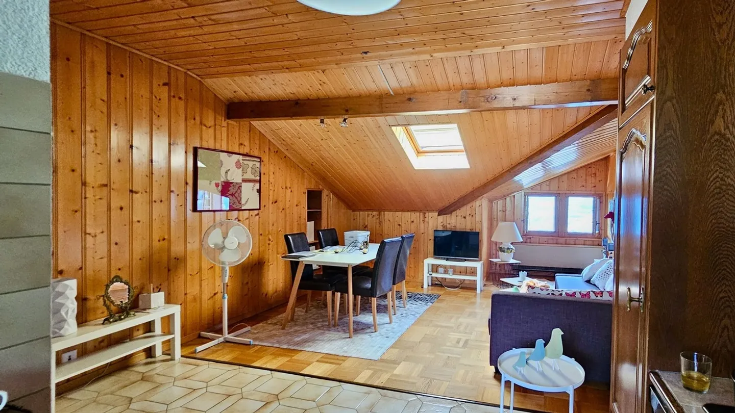 Casa di villaggio con diversi appartamenti e annessi - Foto 11 di 13