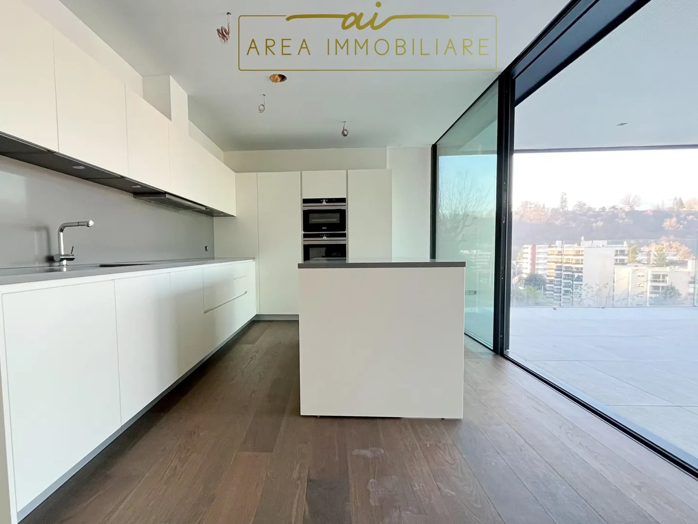 NEUES 4.5-ZIMMER-PENTHOUSE MIT SEEBLICK IN PARADISO - Foto 11 von 13