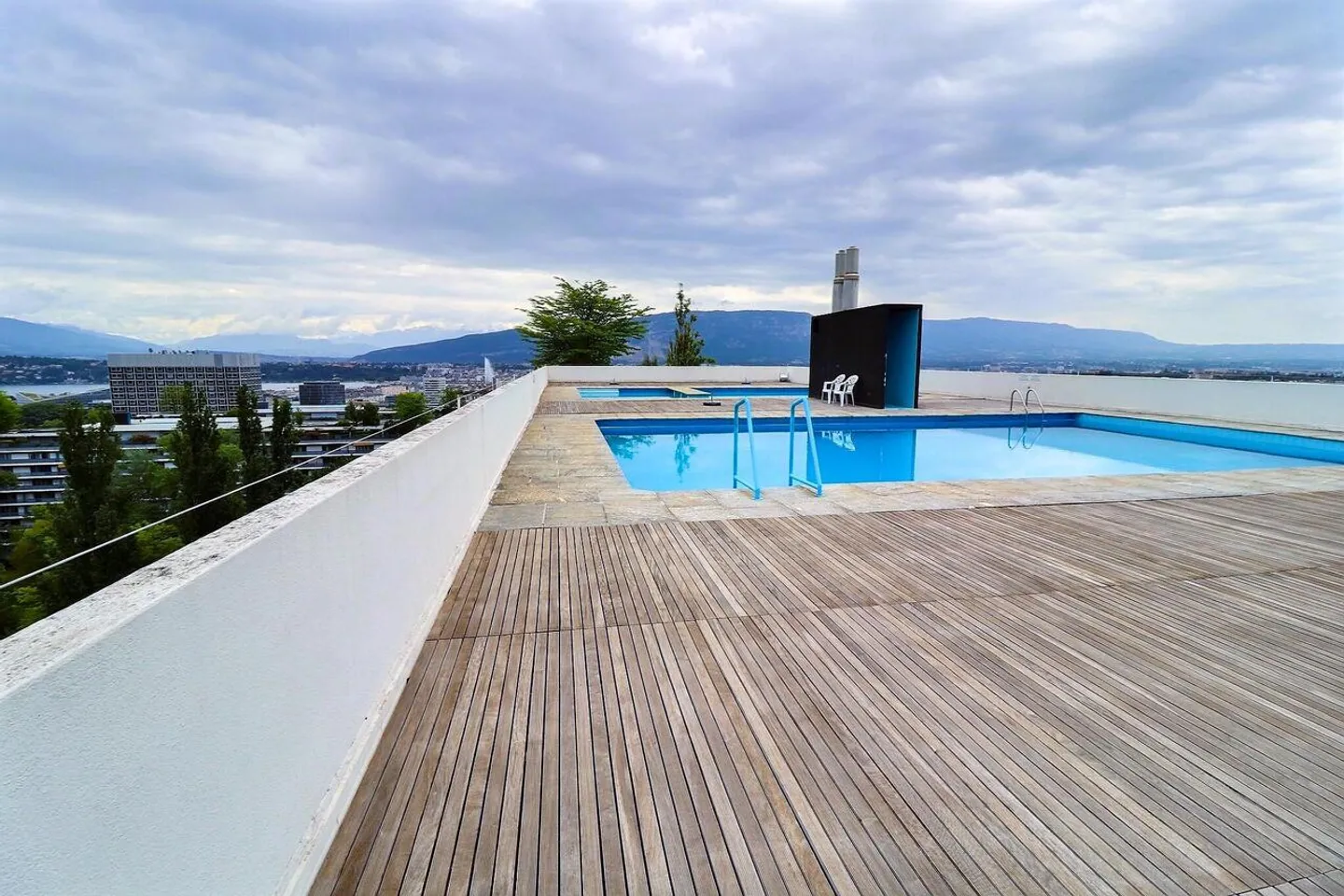 Superb apartment on a high floor with a pool in occupied life annuity without rent - Photo 8 of 16