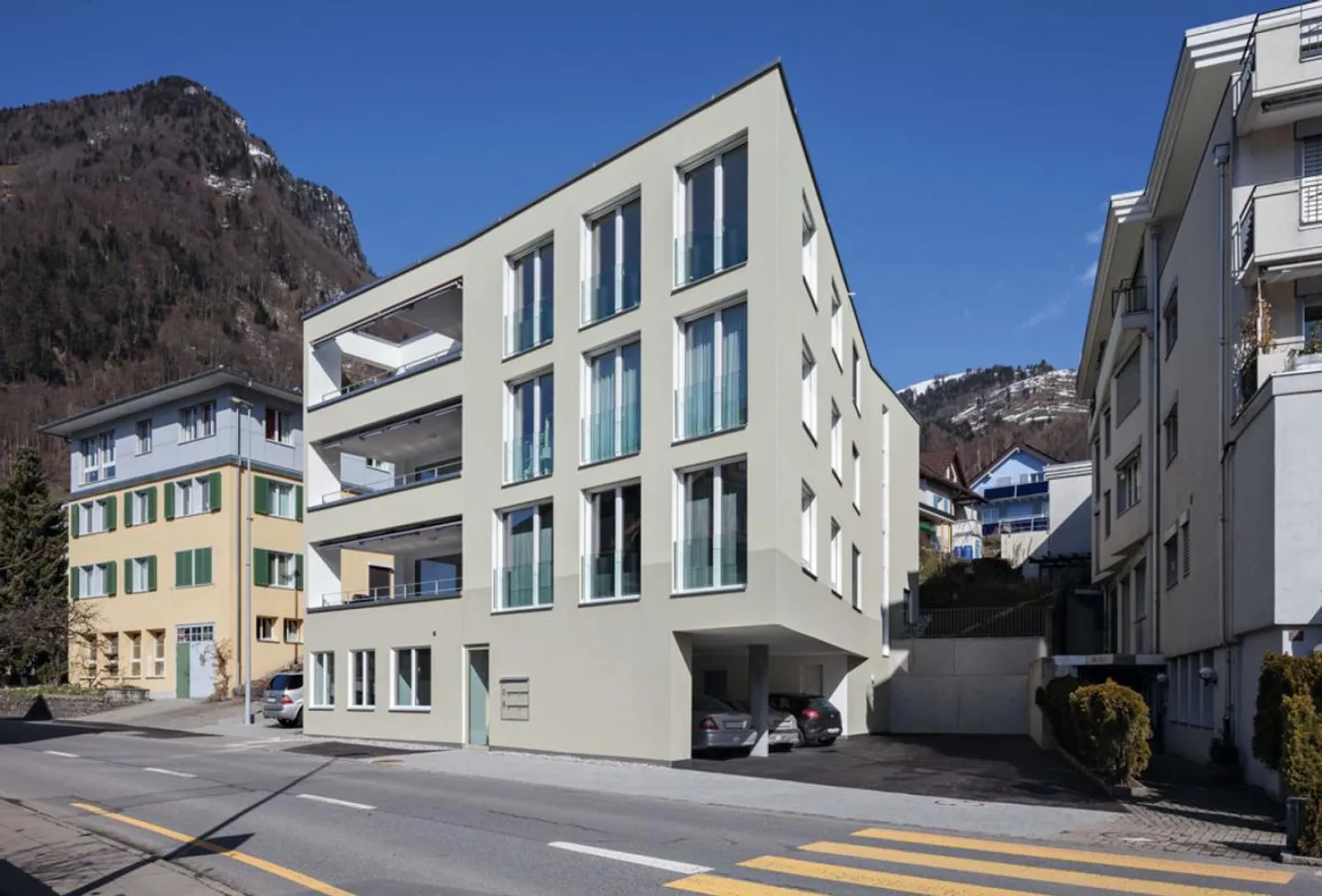 La tua nuova casa nel cuore di Gersau - Foto 1 di 5