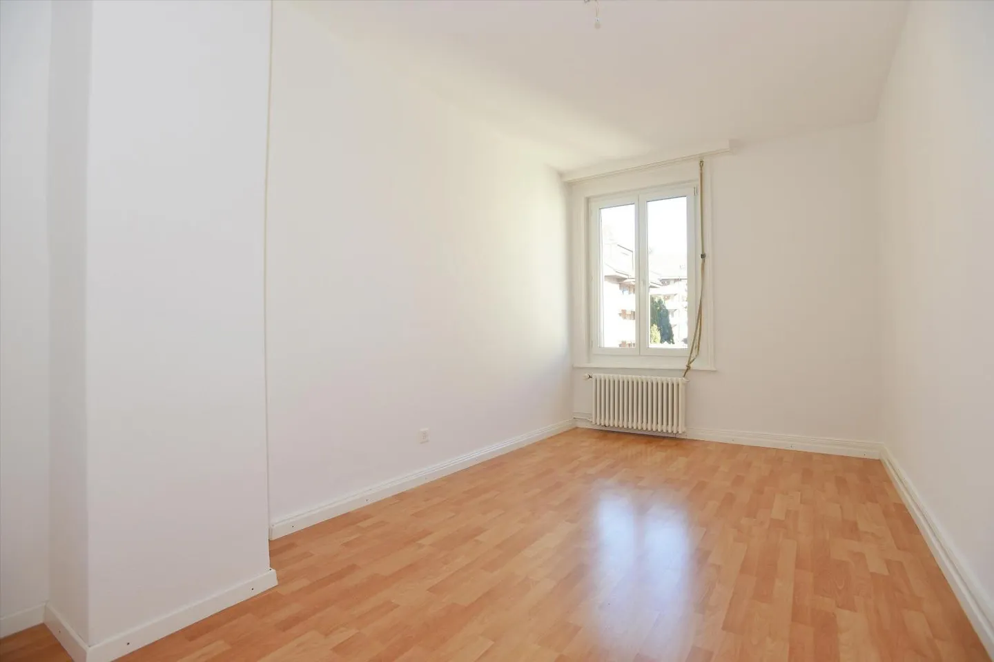 Appartement Charmant avec Cuisine Moderne - Photo 4 sur 11