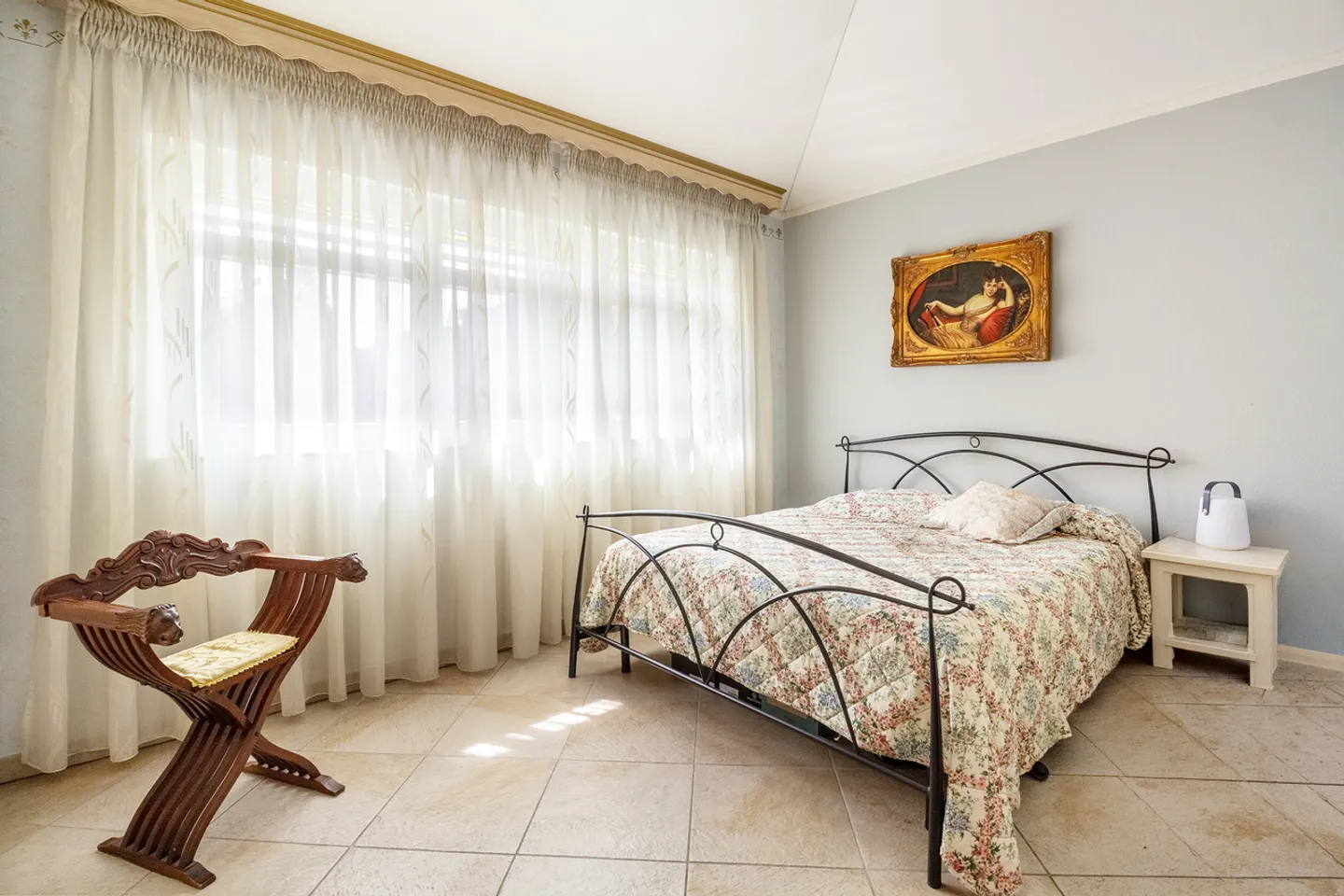 Elegante casa unifamiliare con ampio spazio esterno in posizione co... - Foto 4 von 7