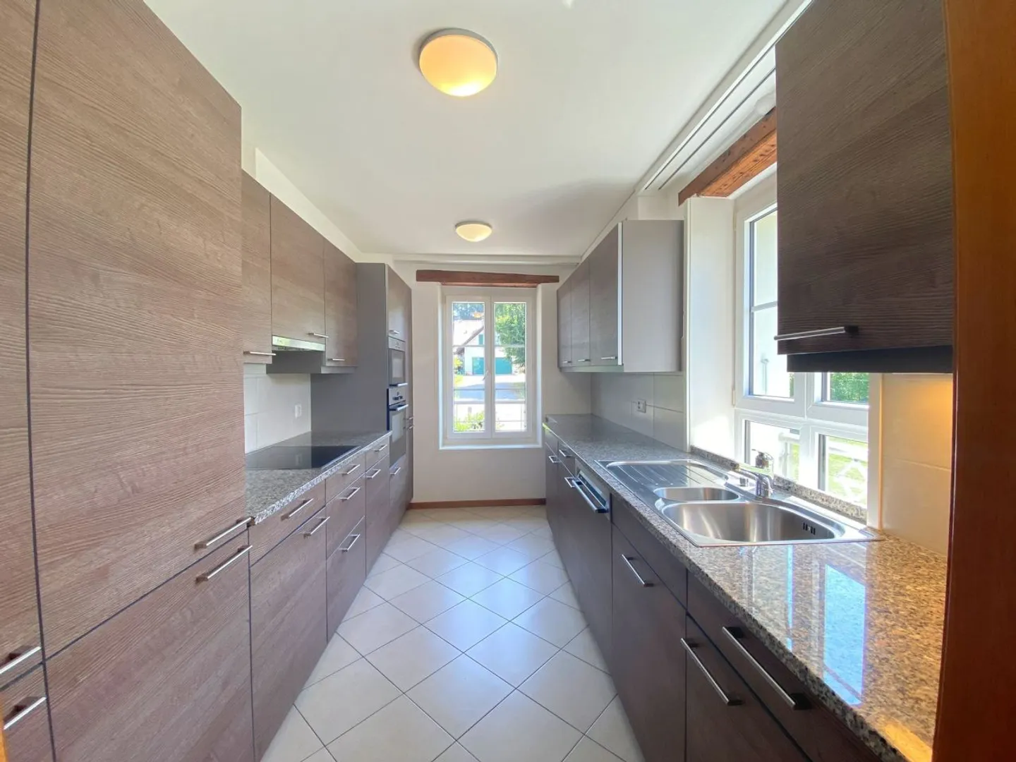 Appartamento 5.5 stanze - Foto 2 di 7