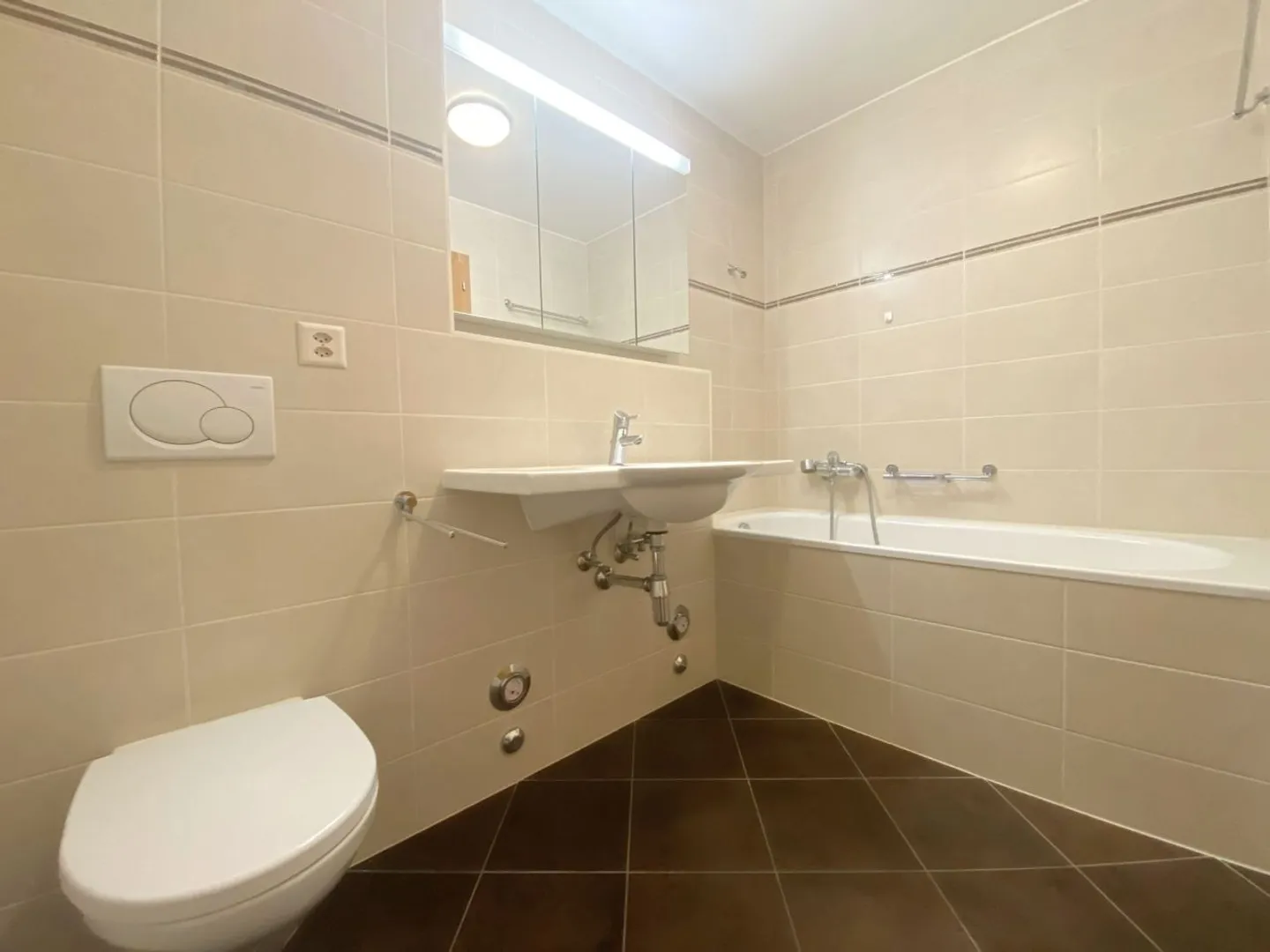 Appartamento 5.5 stanze - Foto 4 di 7