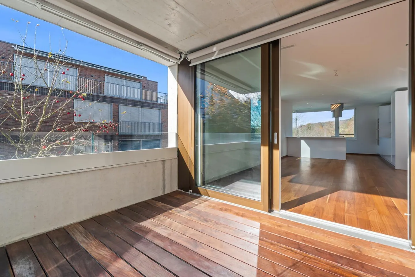 Exclusive City Apartment - Photo 7 of 9