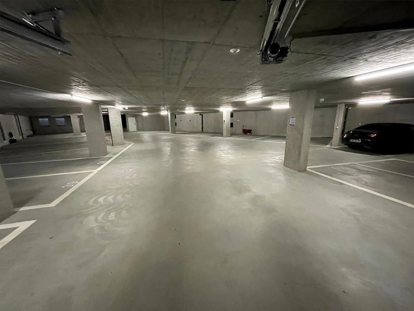 3.5-room design apartment with large terrace for sale in Laax - Photo 12 of 13