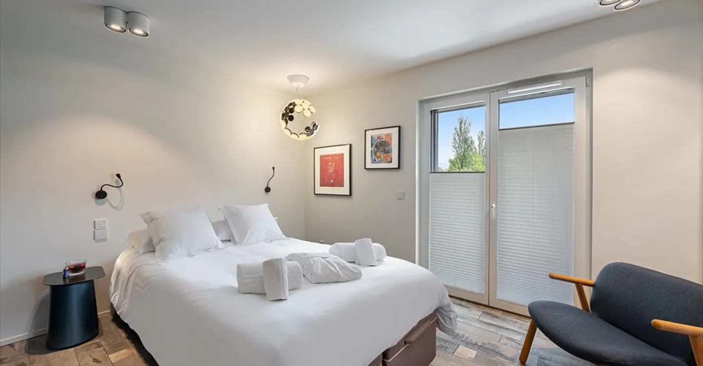 Exclusive Duplex with Rooftop Garden - Photo 21 of 30