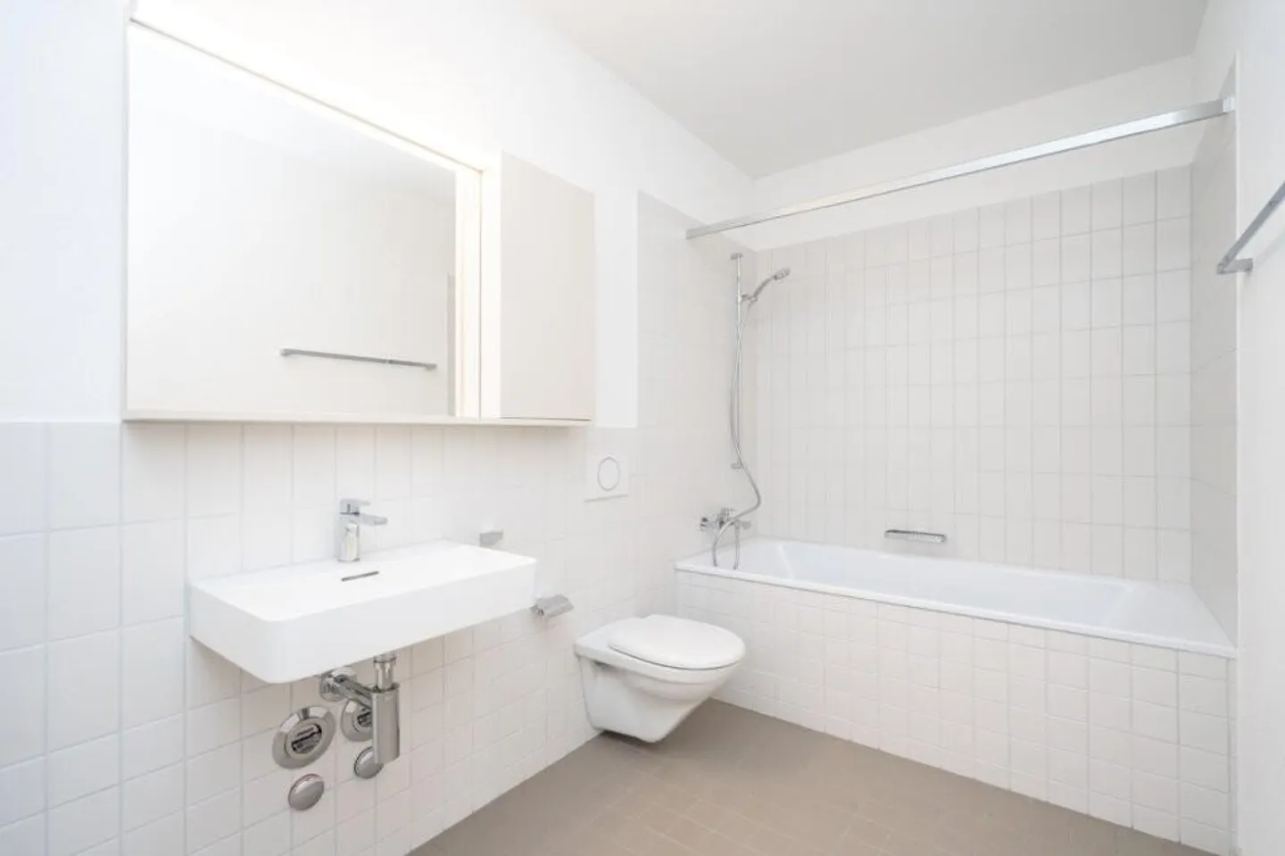 Attractive 3.5-room apartment with loggia in a central location! - Photo 10 of 11