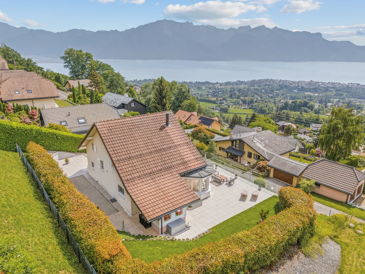 Villa d'Architecte avec Vue sur le Lac - Photo 4 sur 20