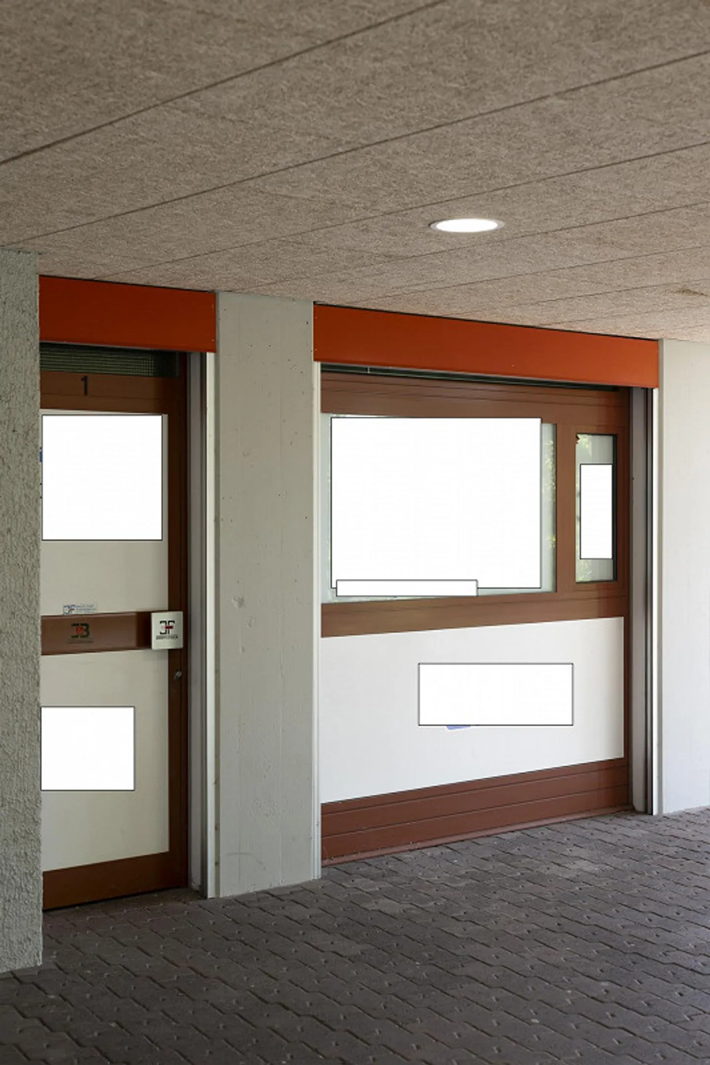 Commercial space on the ground floor with advertising space - optionally with a 4.5-room apartment - Photo 3 of 5