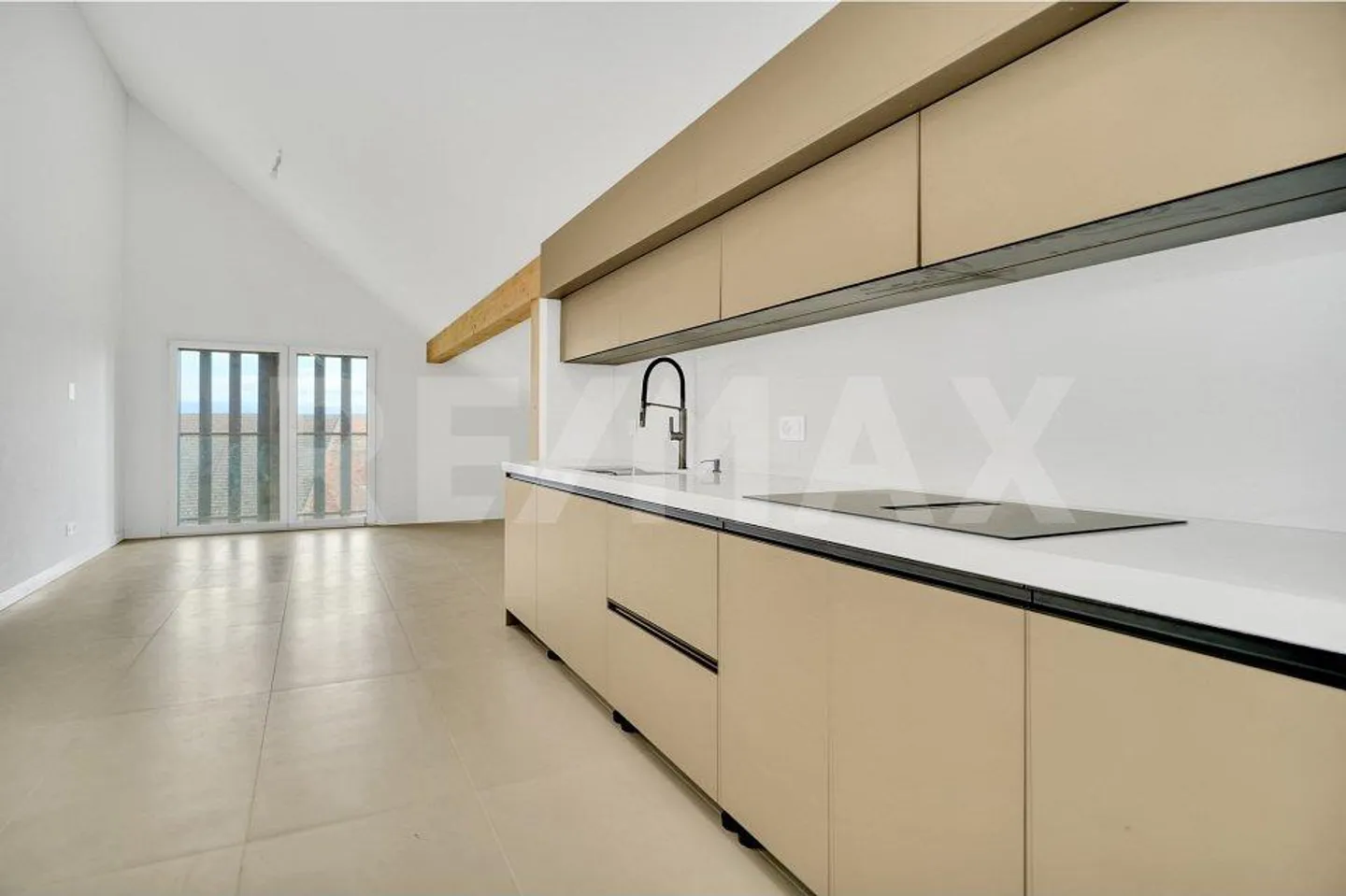Appartement à louer - Photo 3 sur 10