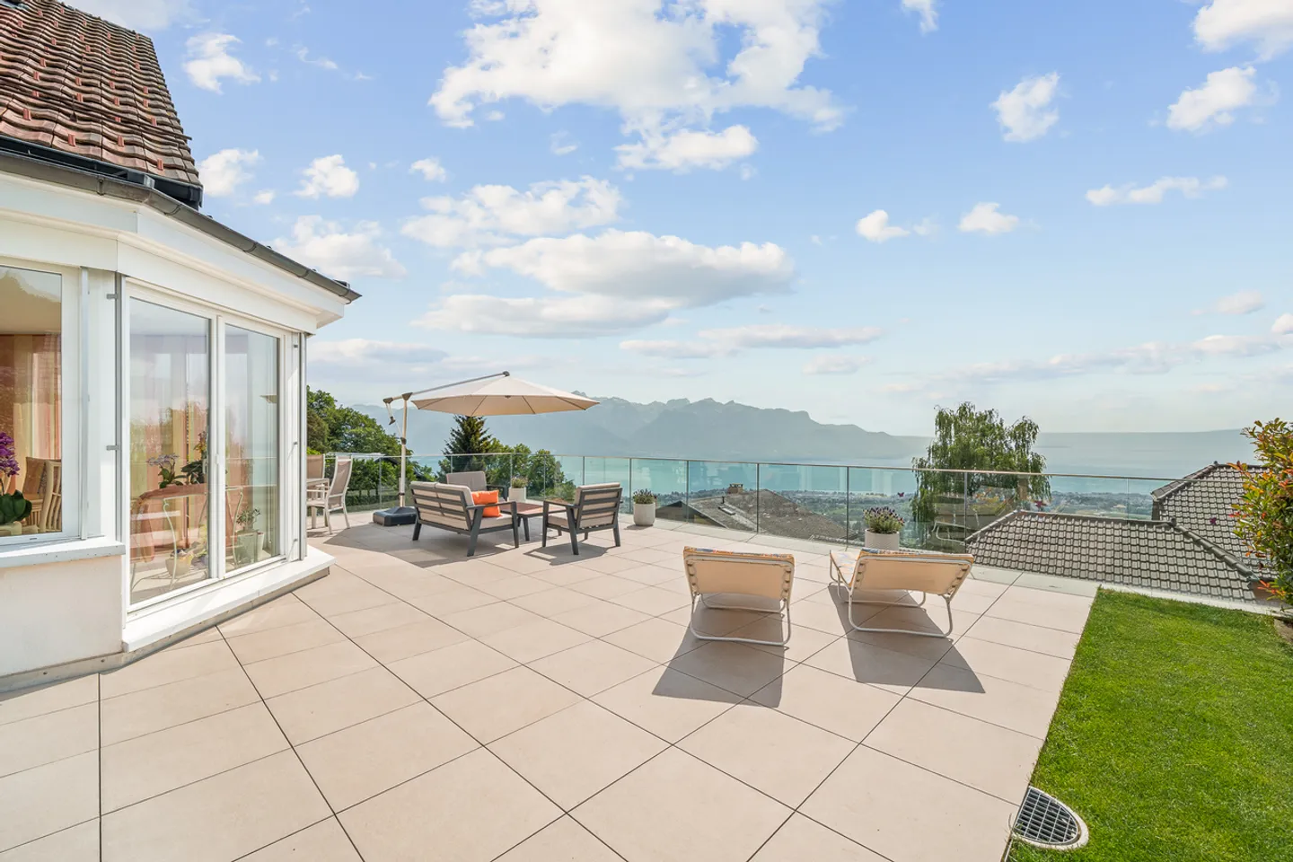 Villa d'Architecte avec Vue sur le Lac - Photo 15 sur 20