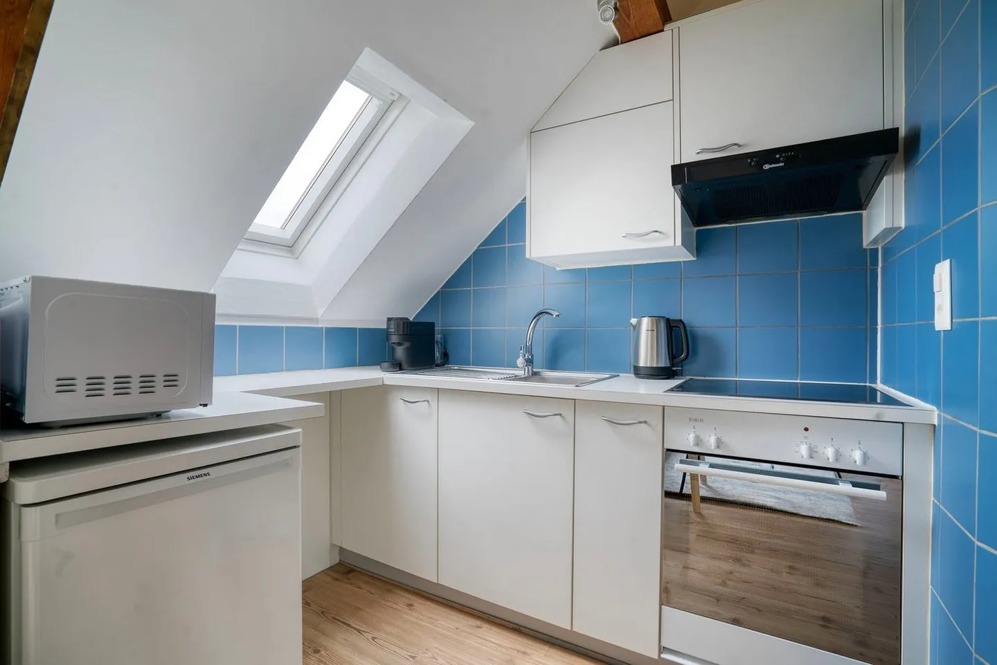 Accogliente Wipkingen 1.5 ZW, vicino alla Limmat, 15 min da HB, di Blueground - Foto 4 di 13