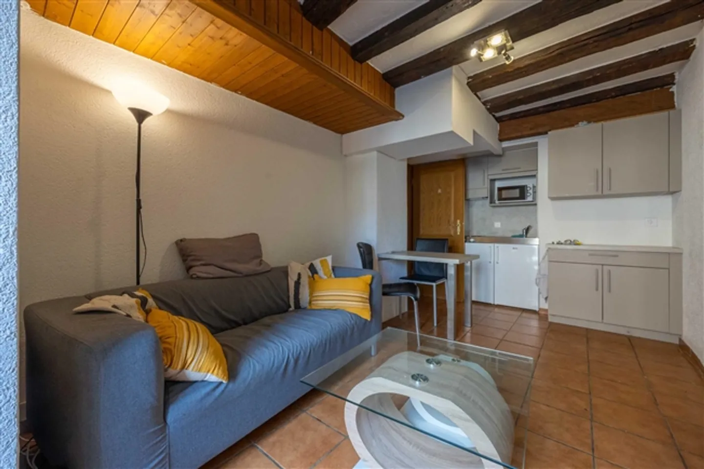 Restaurant in ideal location in the heart of the old town - sale with walls - Photo 6 of 8