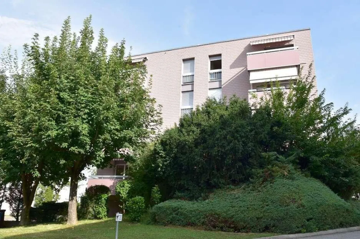 Appartement Charmant en Zone Verte - Photo 7 sur 7