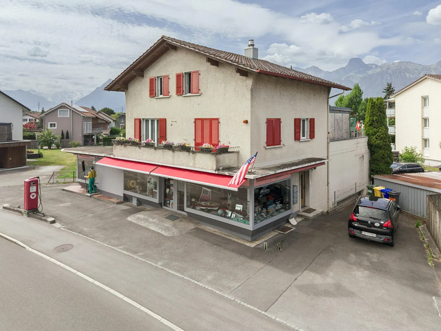 Propriété résidentielle et commerciale centrale à Uetendorf - Photo 2 sur 6