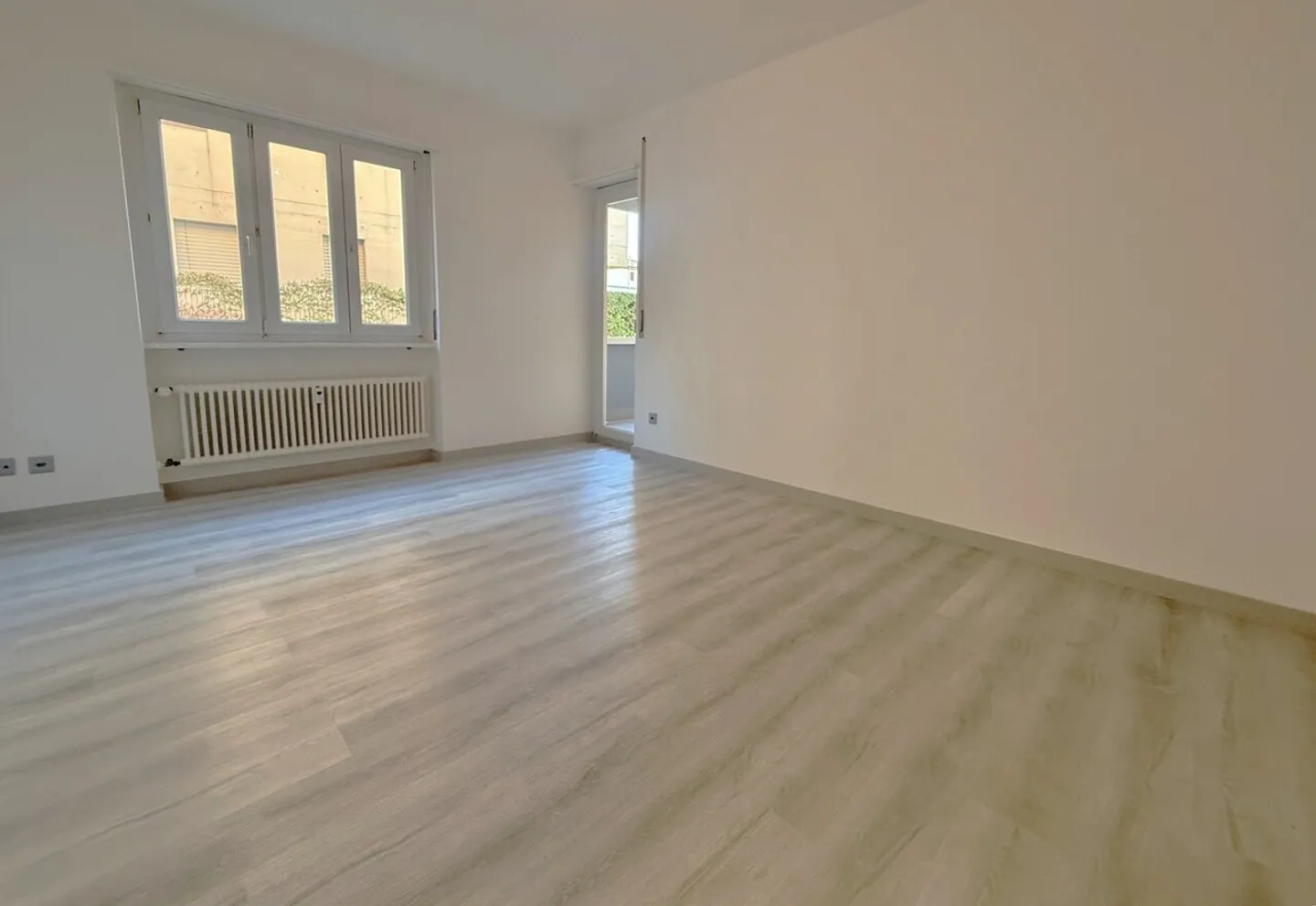 Apartment for rent - Photo 2 of 7