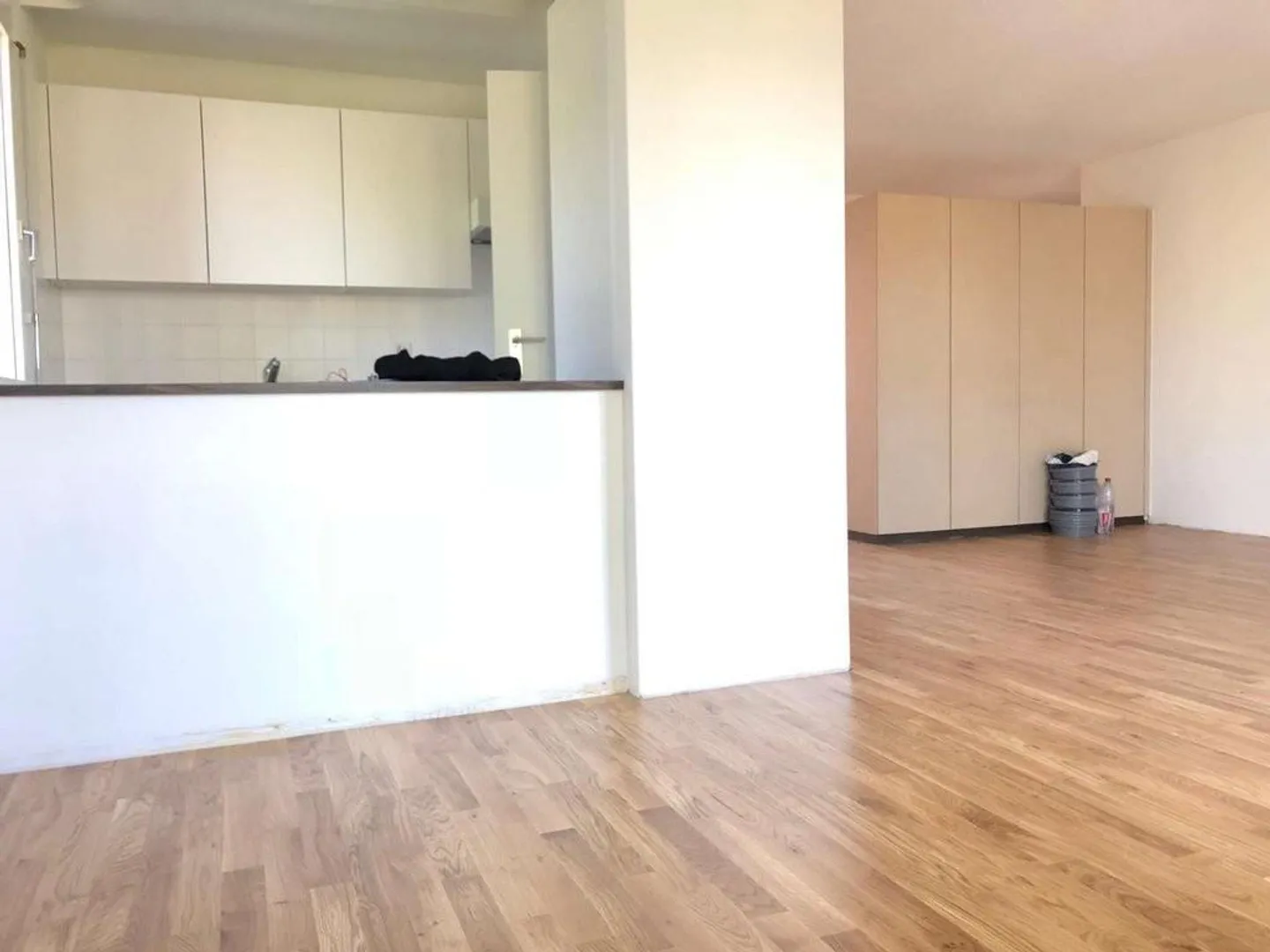Living in a child-friendly property - Photo 2 of 6