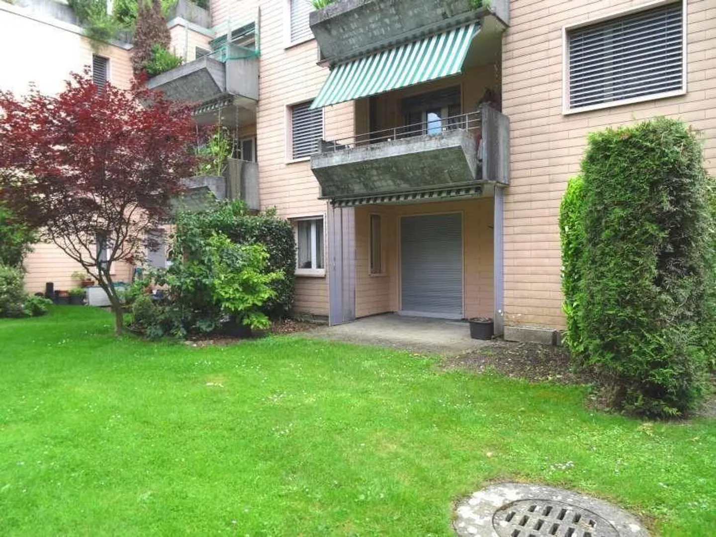 Living in a child-friendly property - Photo 6 of 6