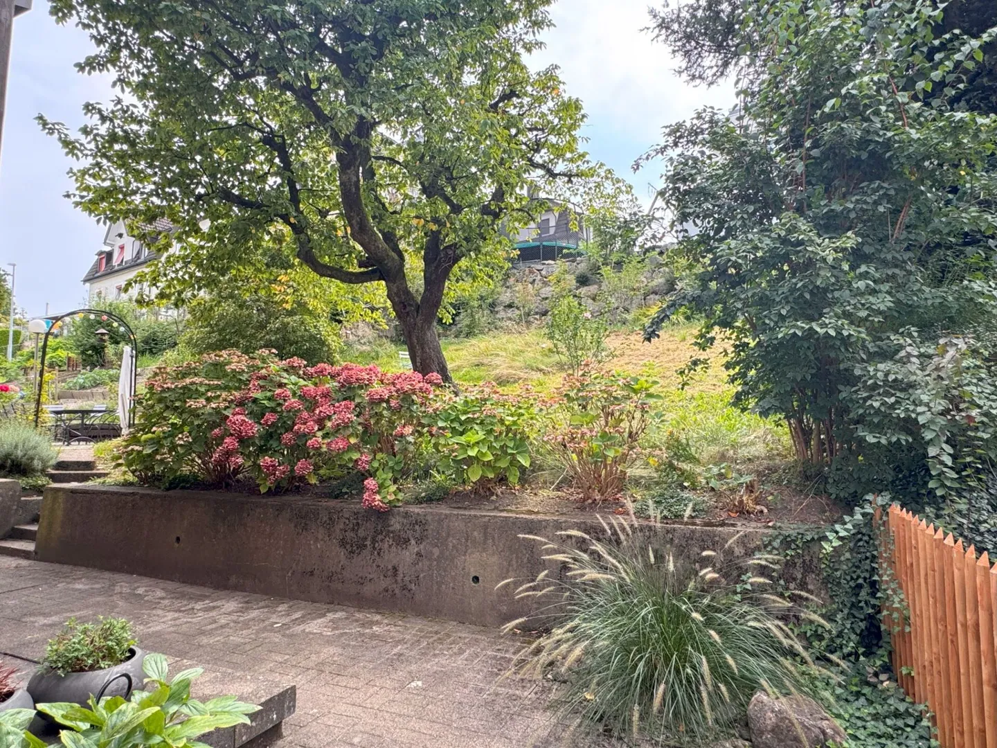 Multi-family house with 3 apartments, lake view - Photo 9 of 10