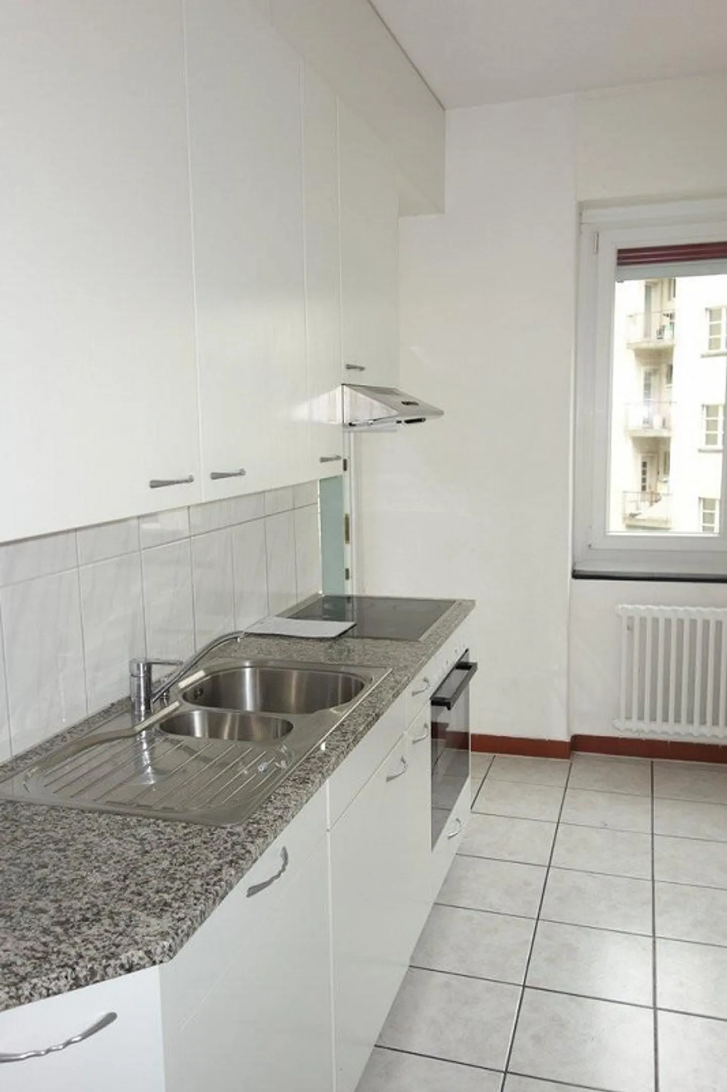 Appartamento temporaneo affascinante immediatamente presso la stazione di Zurigo-Oerlikon - Foto 2 di 7