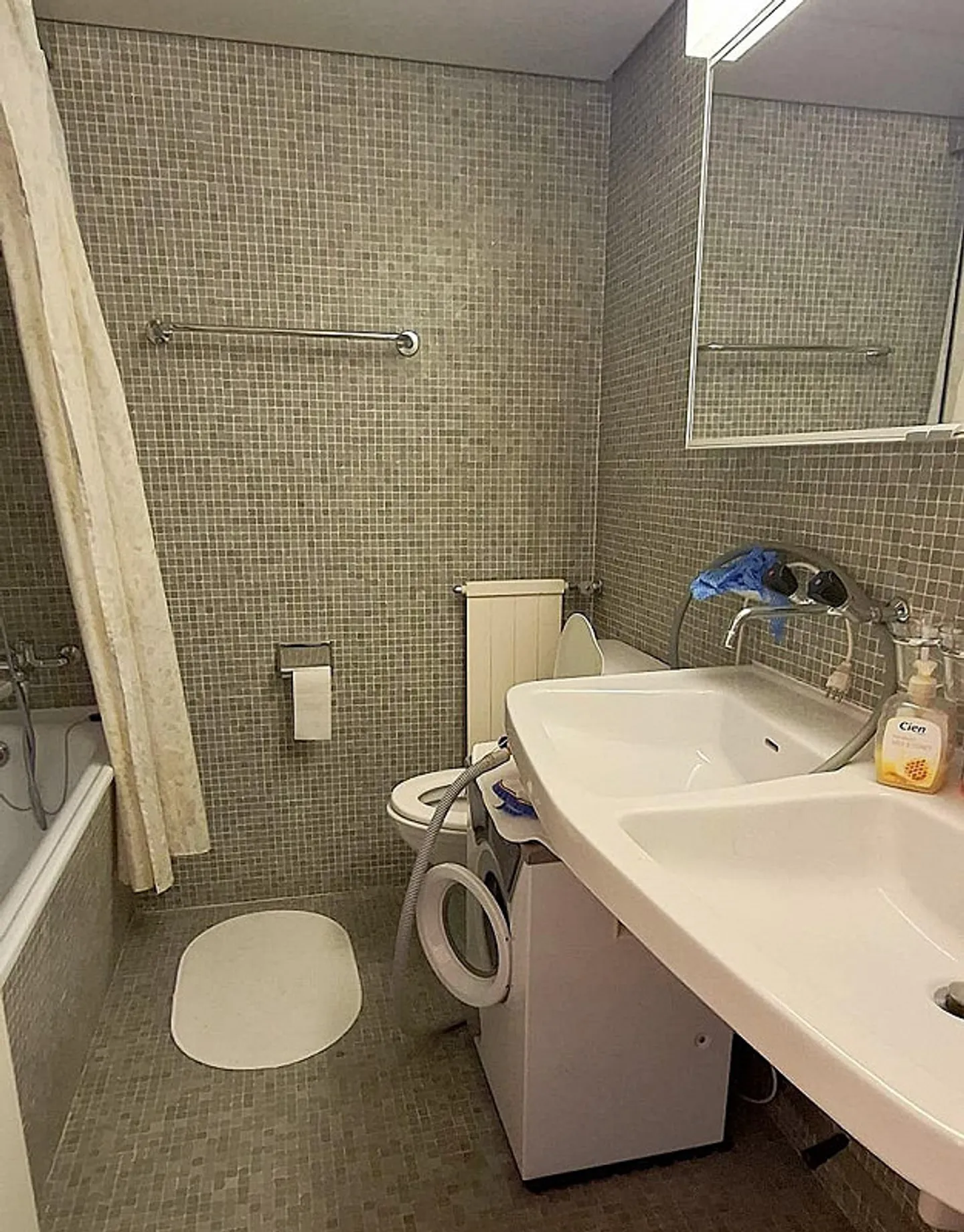 Vivere a prezzi accessibili non è possibile... - Foto 7 di 9