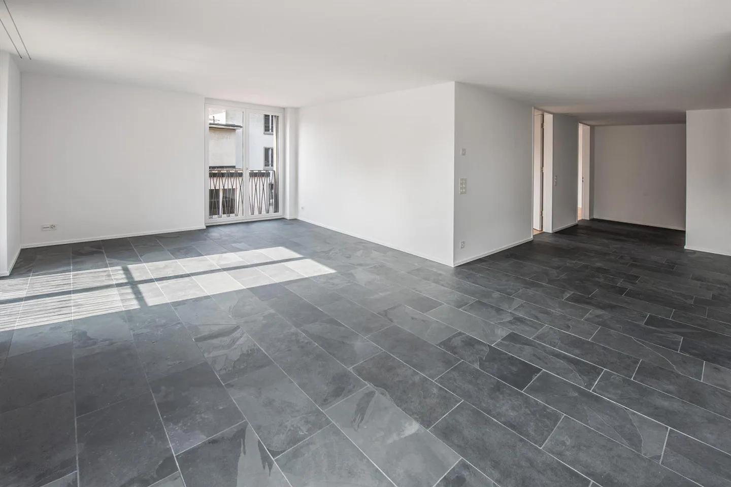 Living in the best location in Winterthur! - Photo 2 of 10