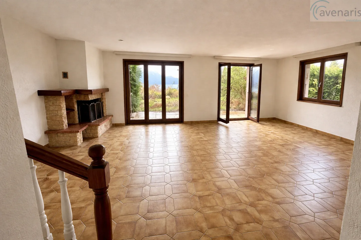 Casa bifamiliare con vista esclusiva sul Lago di Ginevra e sulle montagne - Foto 4 di 17