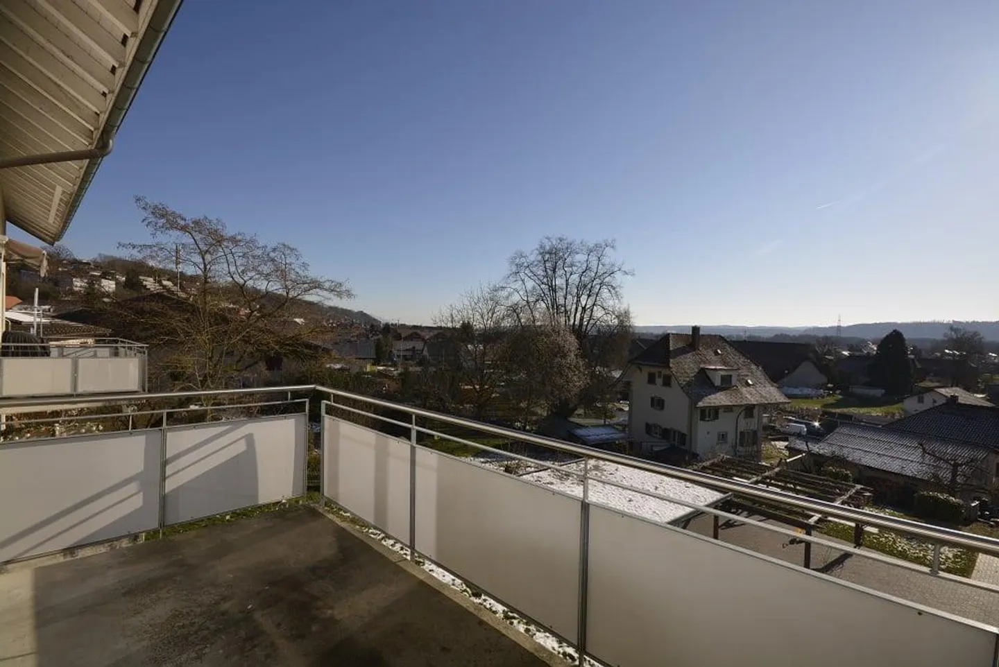 Appartement lumineux dans un environnement familial! - Photo 10 sur 10