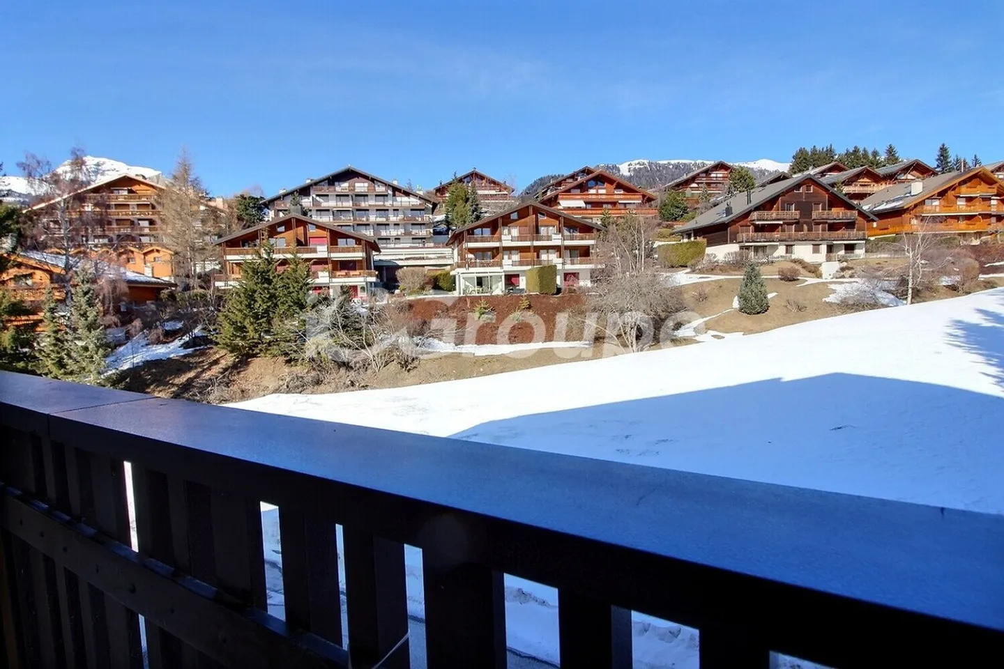 Studio completamente ristrutturato a Crans-Montana - Foto 3 di 10