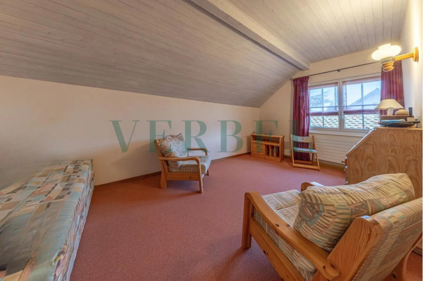 Esclusività: Magnifica casa familiare con piscina - Foto 7 di 9