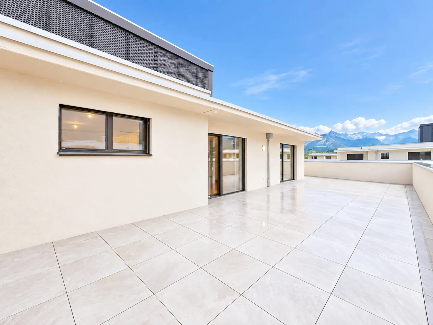 Modern Apartment in Greenparc - Photo 1 of 11