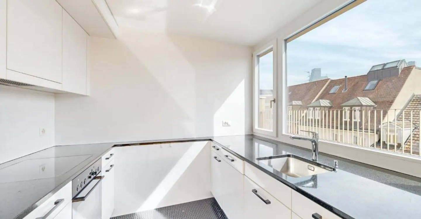 Appartement penthouse attrayant avec grande terrasse sur le toit - Photo 2 sur 8
