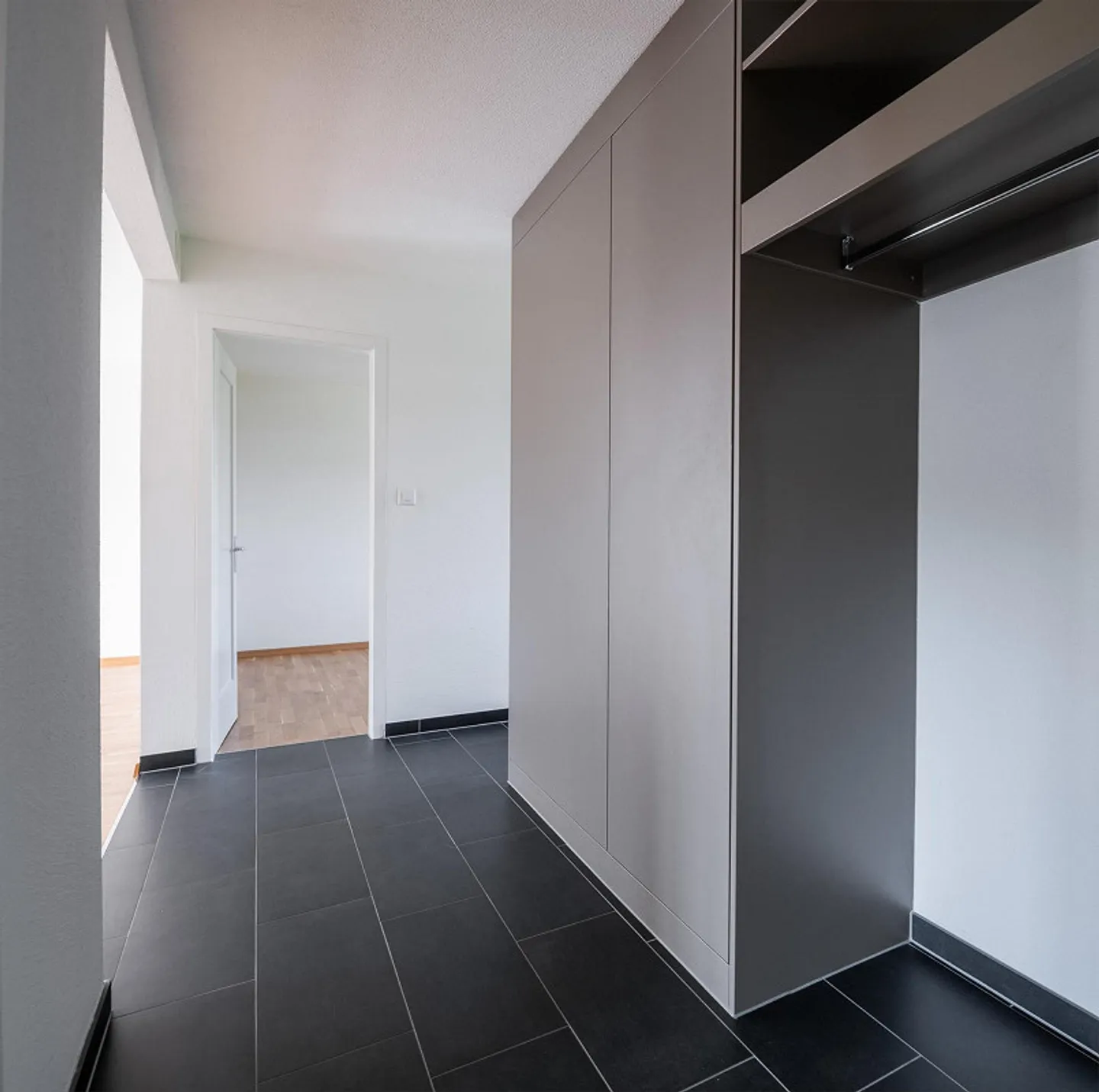 Appartement 3 pièces de rêve dans le meilleur emplacement avec balcon sur le vert - Photo 6 sur 8