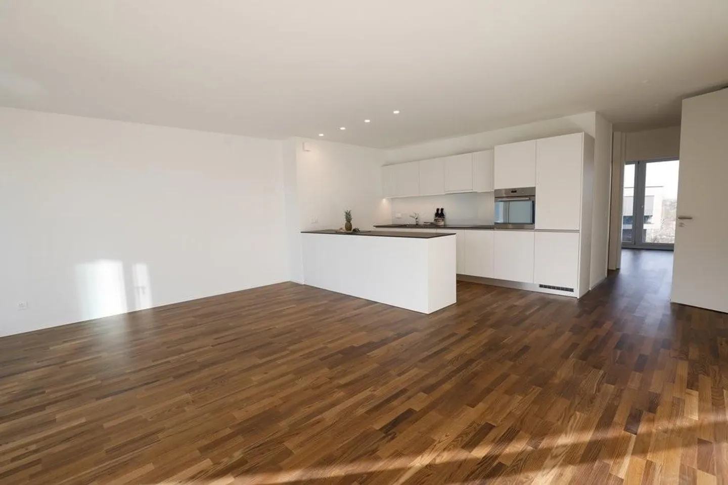 Modern and Beautiful Living in Wabern! - Photo 2 of 6