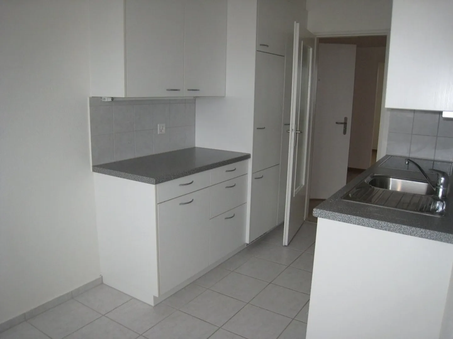 Letzte Etage 2.5 Zimmer - Foto 3 von 7