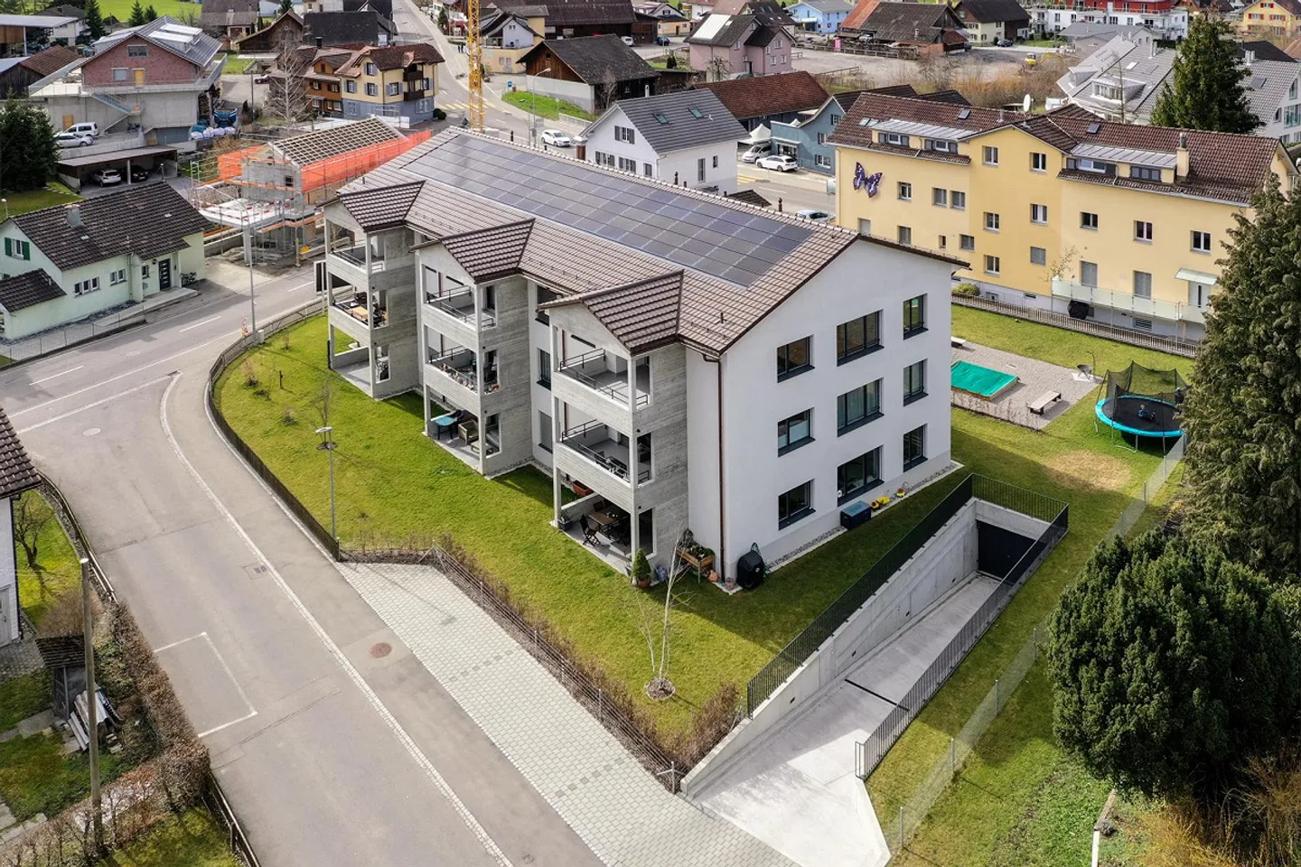 "Engelwies" - grosszügige moderne Wohnung mit allem Komfort! - Foto 1 von 10