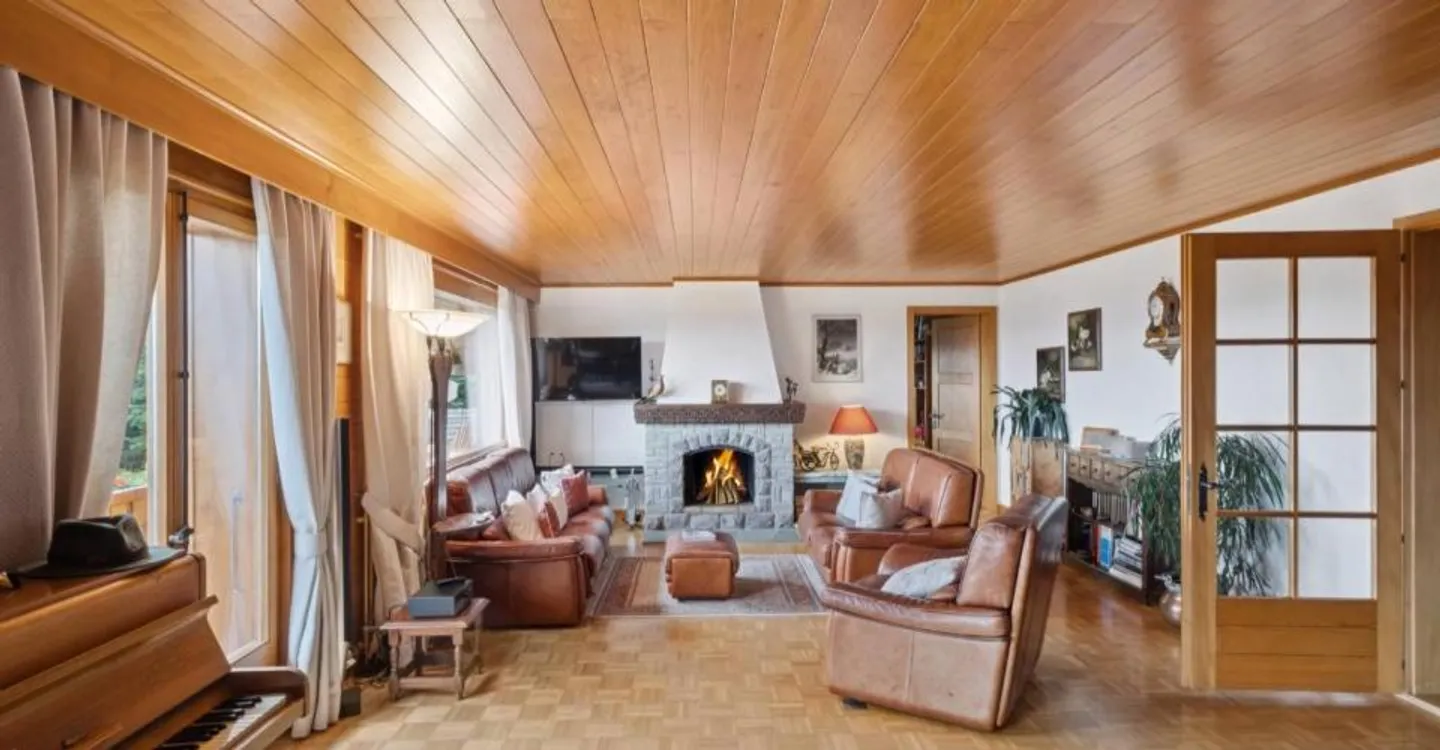 In the highly sought-after Domaine de la Forêt, vast exceptional property - Photo 3 of 13