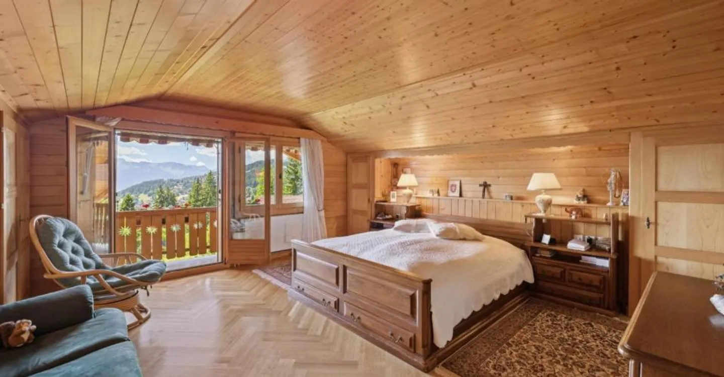 In the highly sought-after Domaine de la Forêt, vast exceptional property - Photo 7 of 13