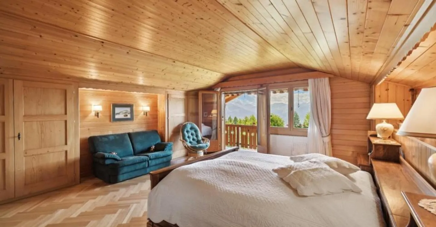 In the highly sought-after Domaine de la Forêt, vast exceptional property - Photo 8 of 13