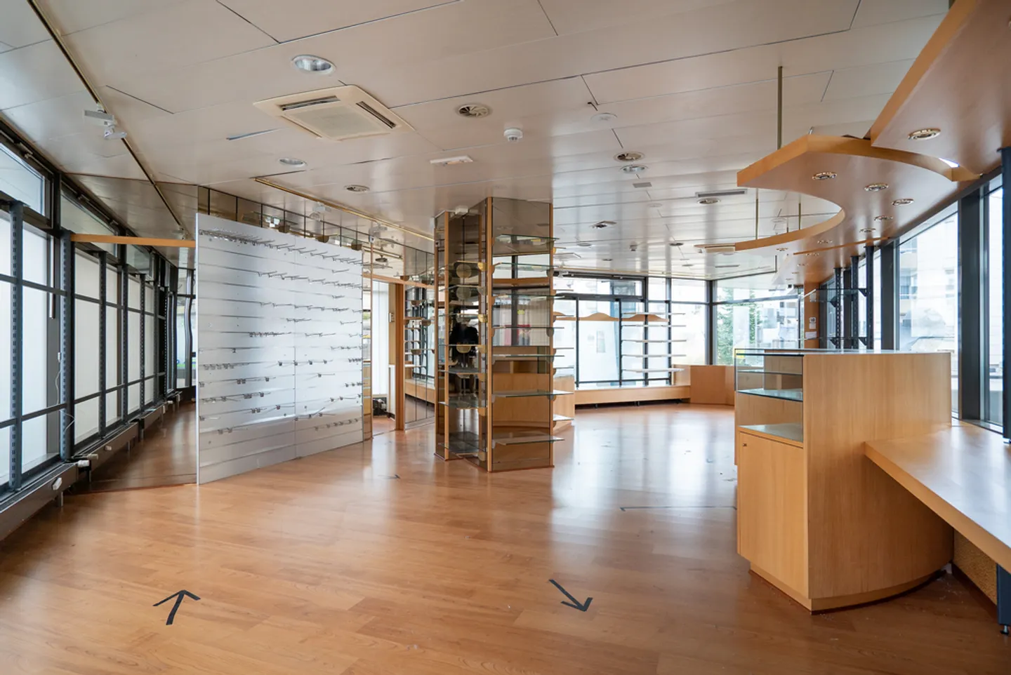 Industry - Photo 4 of 5