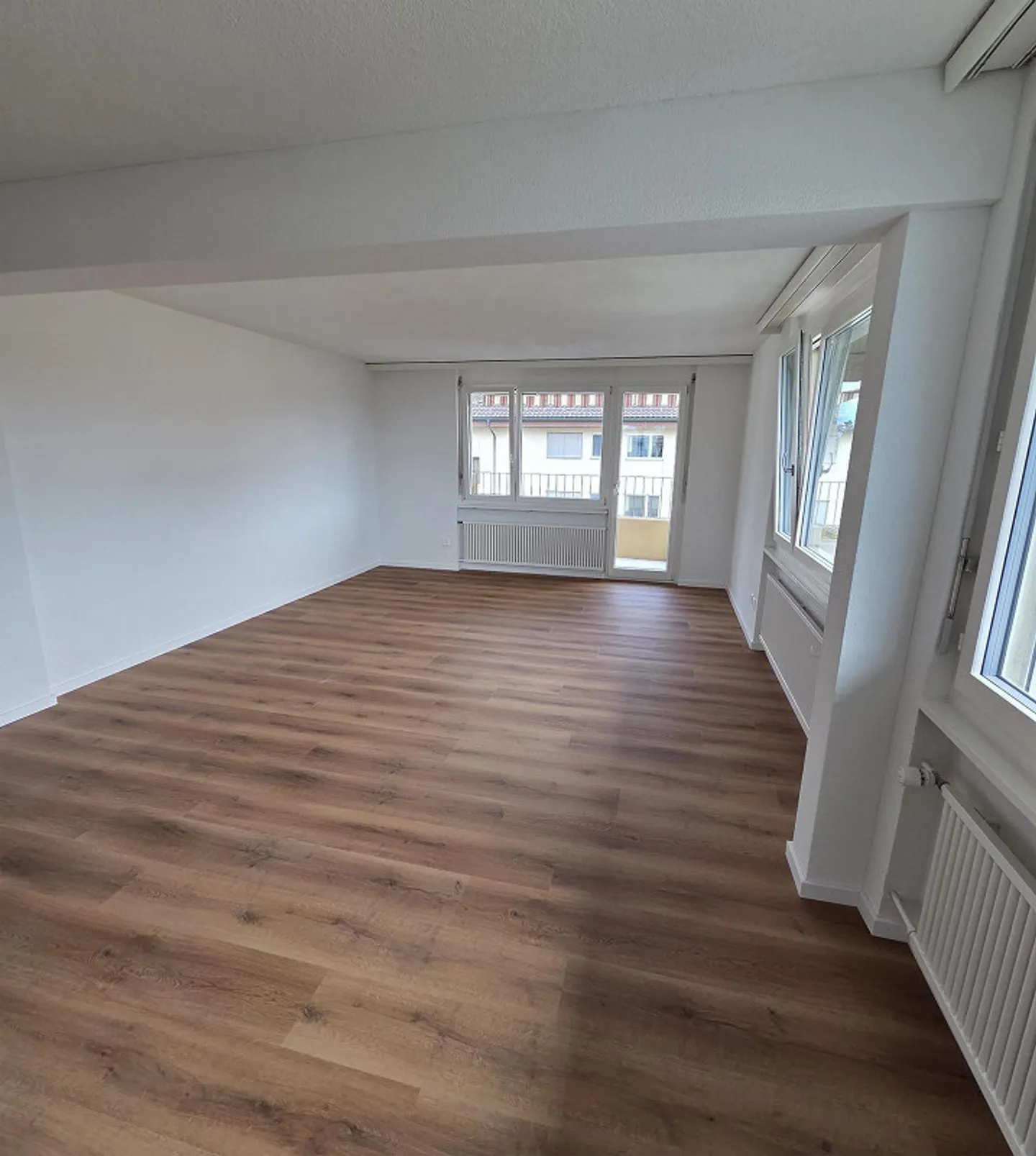 Completely renovated 3½-room apartment in Hünenberg - Photo 5 of 9