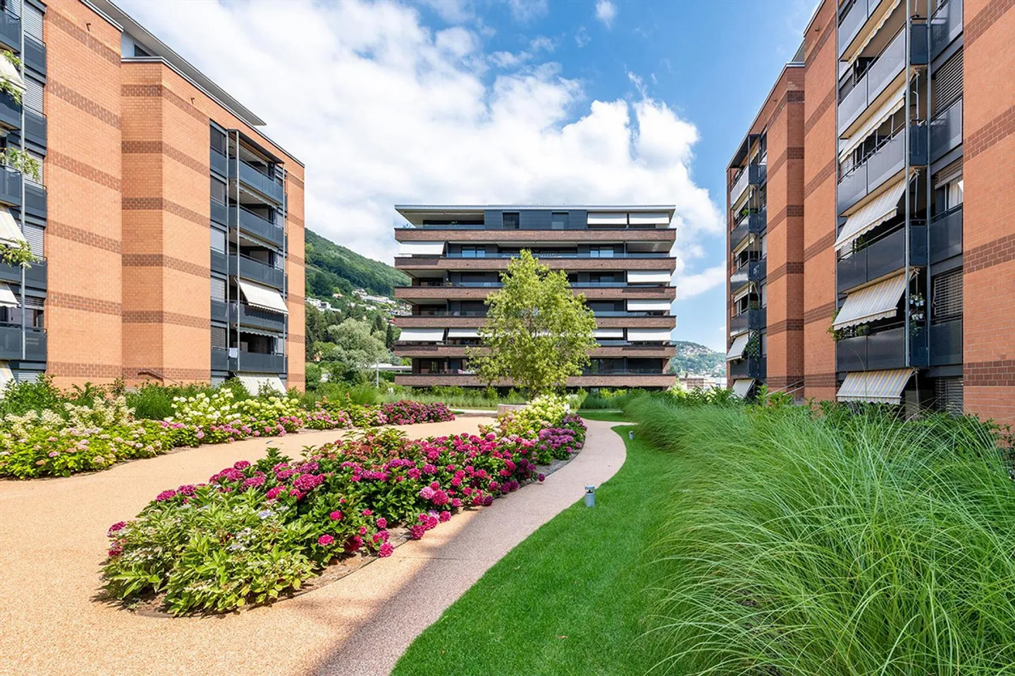 Appartamento Moderno con Vista - Foto 1 di 16