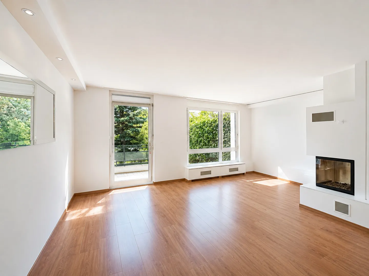 Modern 5-Room House in Grand Saconnex - Photo 2 of 9